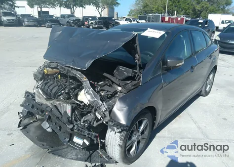 2013 Ford Focus Se z USA, uszkodzony, nr VIN 1FADP3F22DL379407